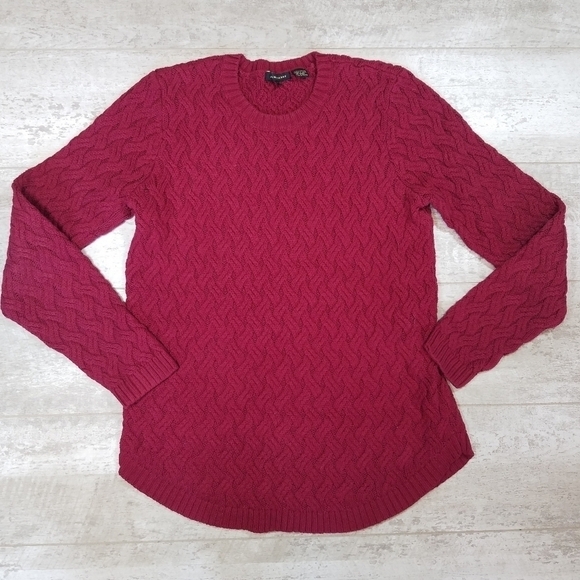 Jeanne Pierre - Picture 1 of 4